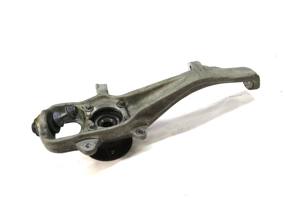 12-19 MERCEDES GL350 GL550 ML350 ML550 (W166 X166) RIGHT FRONT SPINDLE KNUCKLE