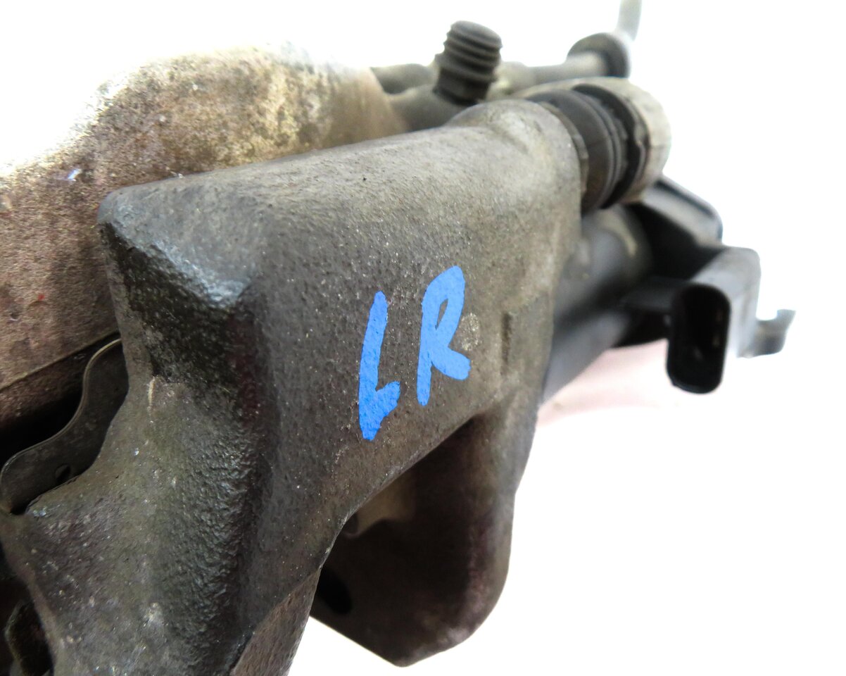 Thumbnail 7: 2012-2018 MERCEDES GLE300D GLE350 ML250 ML350 (W166) LEFT REAR BRAKE CALIPER