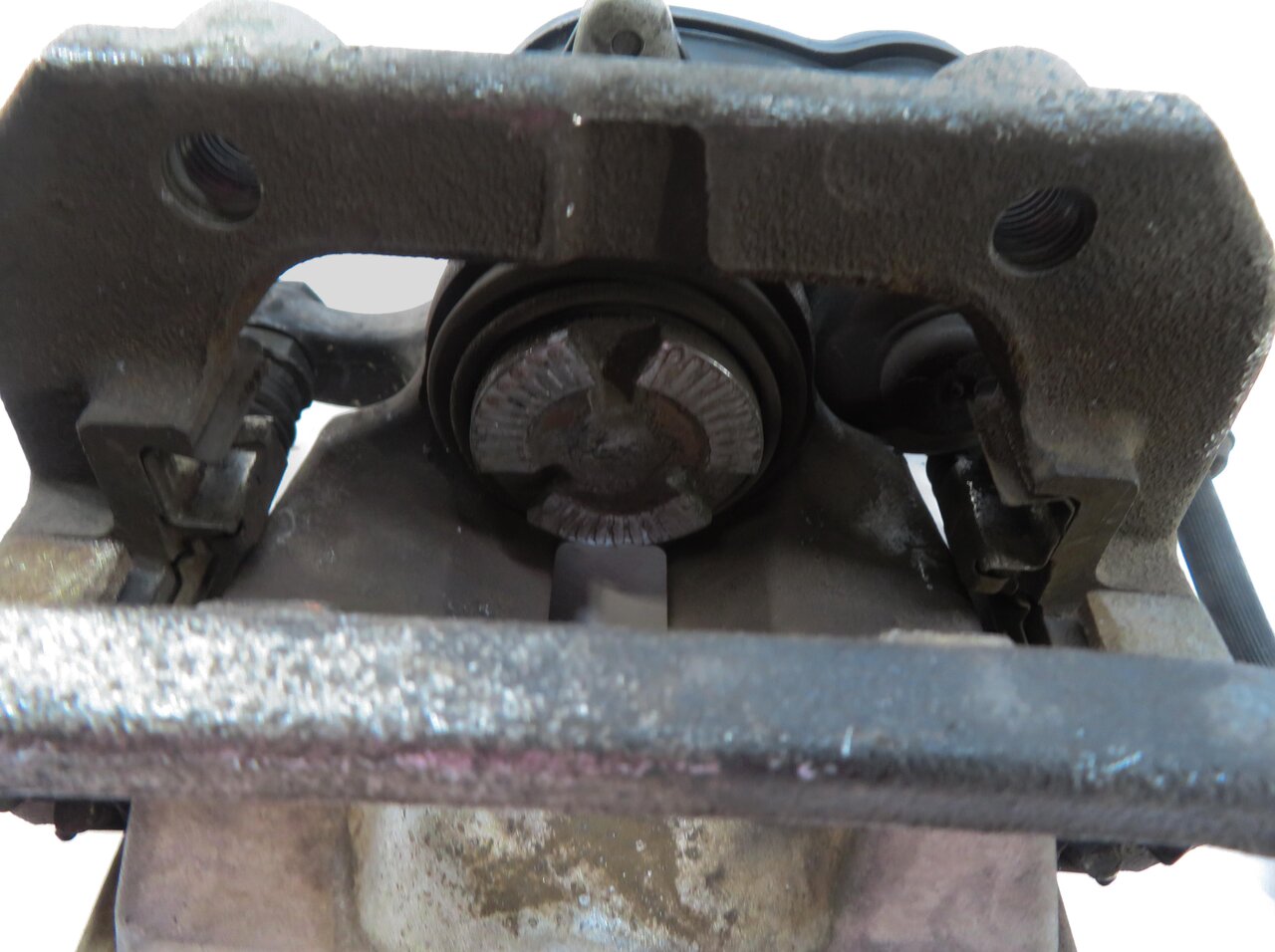 Thumbnail 6: 2012-2018 MERCEDES GLE300D GLE350 ML250 ML350 (W166) RIGHT REAR BRAKE CALIPER