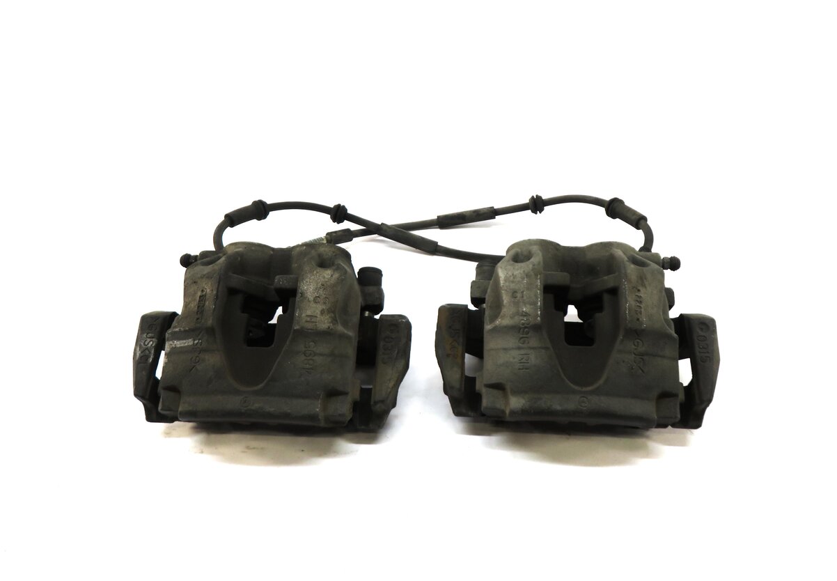 Thumbnail 2: 2012-2019 MERCEDES GL350 GL450 GLS350 ML350 (X166 W166) FRONT BRAKE CALIPER SET