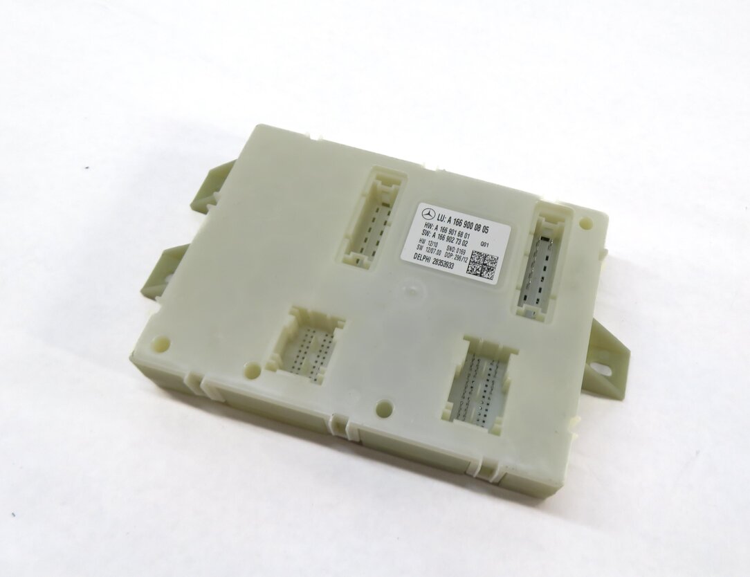 2013 MERCEDES ML350 ML550 ML63 (W166) REAR SIGNAL ACQUISITION CONTROL MODULE SAM