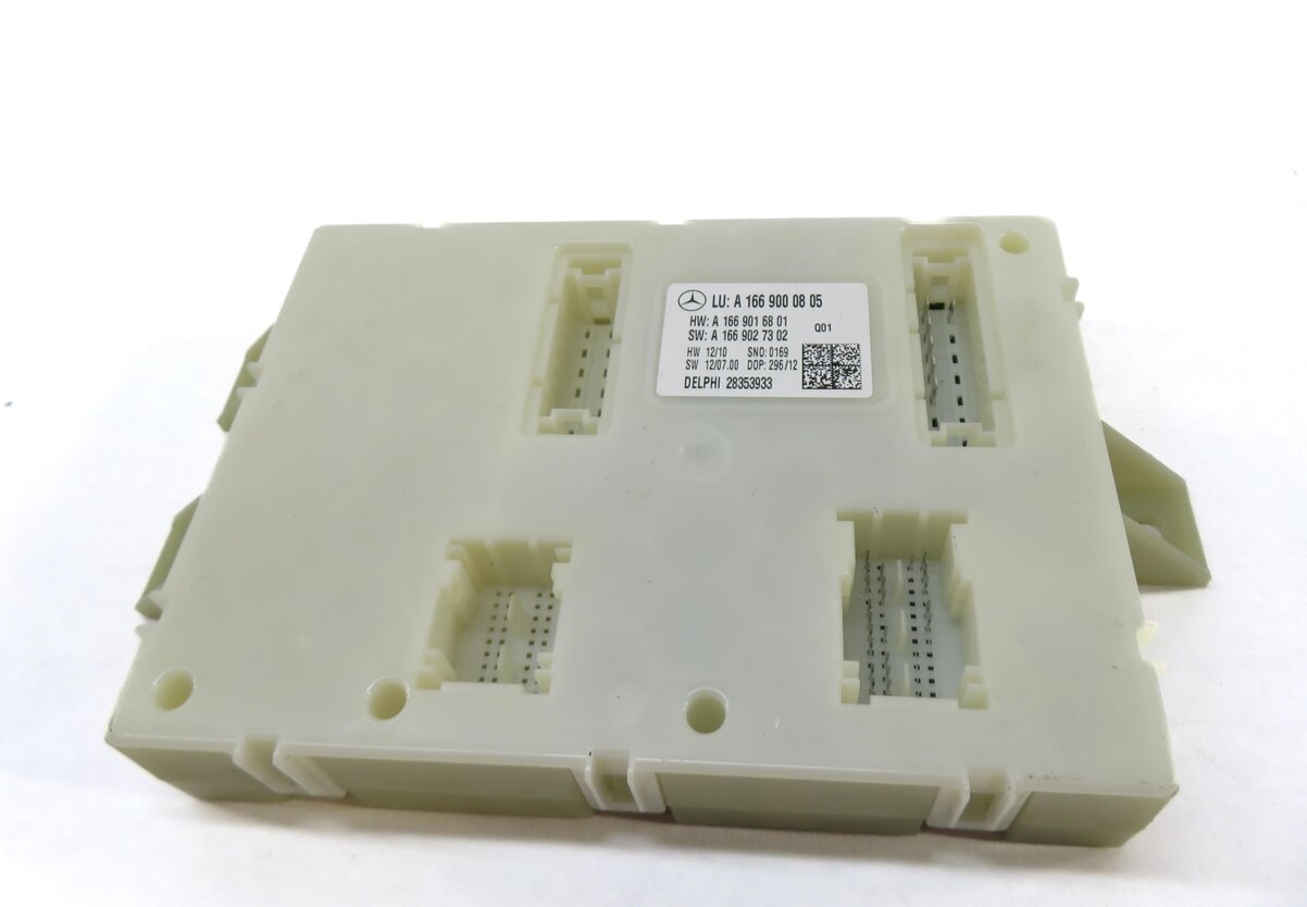 Thumbnail 2: 2013 MERCEDES ML350 ML550 ML63 (W166) REAR SIGNAL ACQUISITION CONTROL MODULE SAM