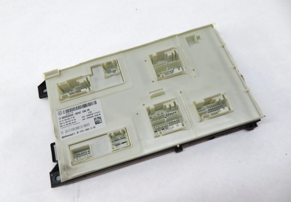 13 MERCEDES GL350 GL450 GL550 ML350 (W166 X166) FRONT SIGNAL ACQUISITION MODULE