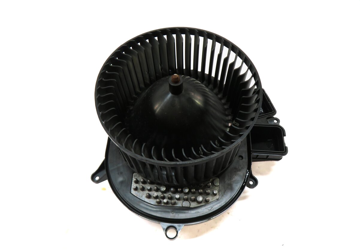 Thumbnail 2: 12-19 MERCEDES GLE GL350 GL450 GL550 ML350 ML550 (W166 X166) FRONT BLOWER MOTOR