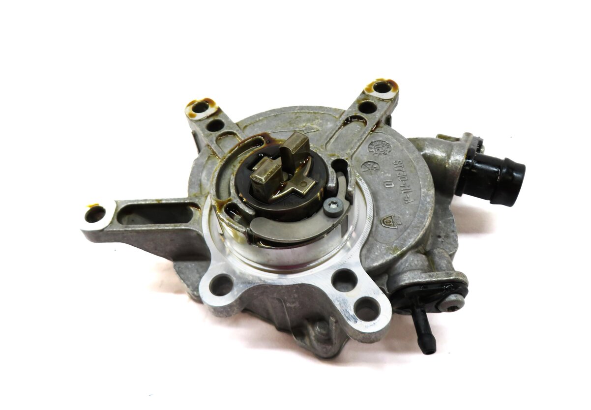 Thumbnail 2: 11-20 MERCEDES CL550 GL450 GL550 ML350 ML550 S400 S550 S600 SL550 - VACUUM PUMP
