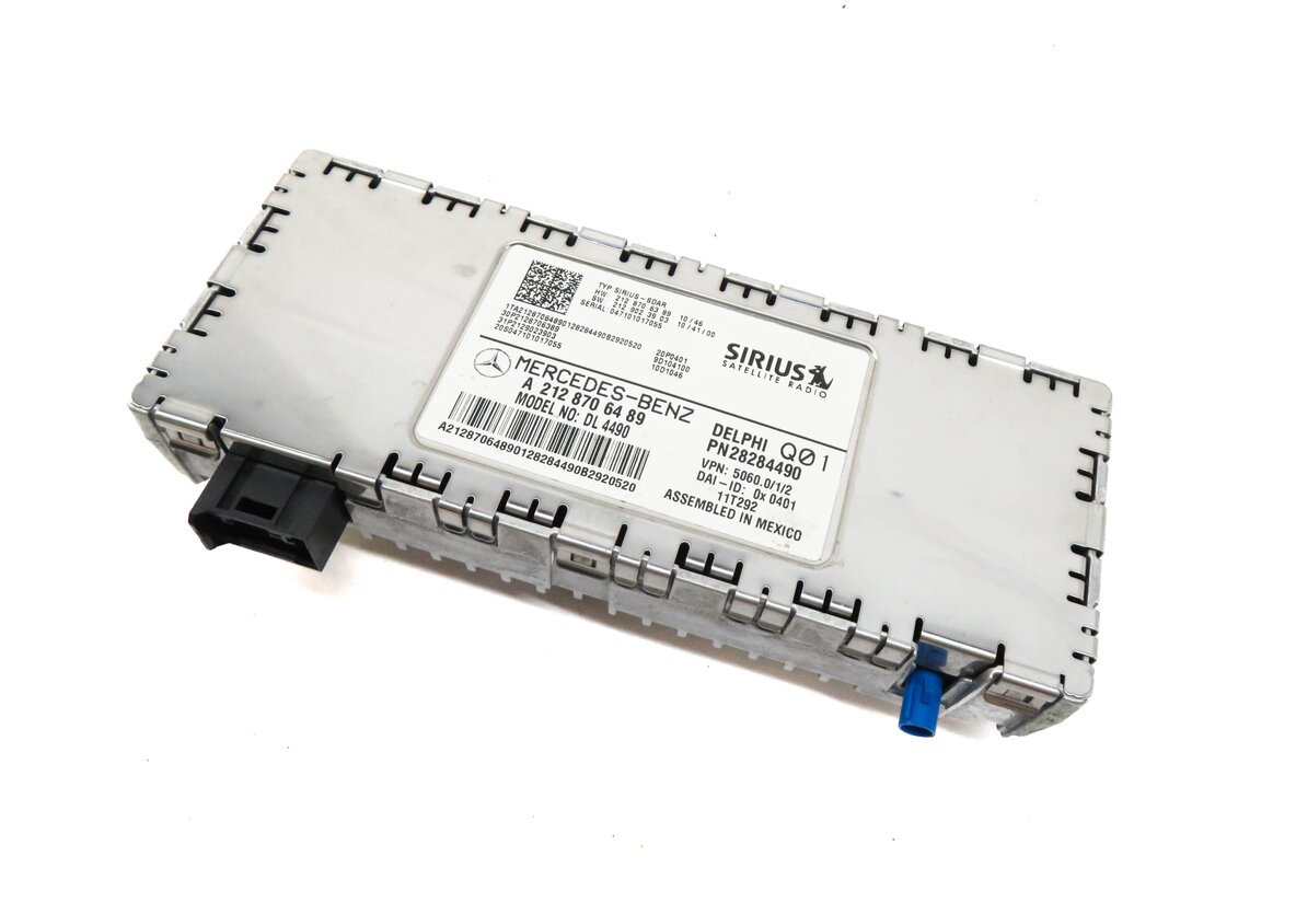 10-16 MERCEDES C250 C300 C350 E350 E550 GLK350 ML350 - SIRIUS SATELLITE RECEIVER