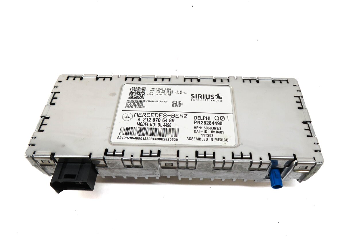 Thumbnail 2: 10-16 MERCEDES C250 C300 C350 E350 E550 GLK350 ML350 - SIRIUS SATELLITE RECEIVER