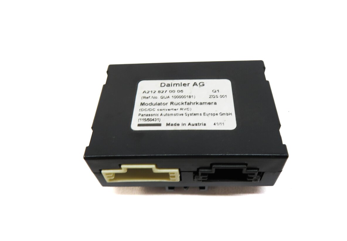 Thumbnail 2: 2012 MERCEDES E350 (W212) REARVIEW CAMERA CONTROL MODULE