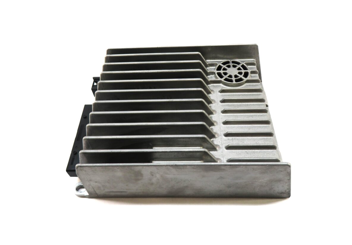 Thumbnail 2: 08-13 MERCEDES C300 C350 C63 E350 E550 E63 GLK3450 CLS550 HARMAN AUDIO AMPLIFIER