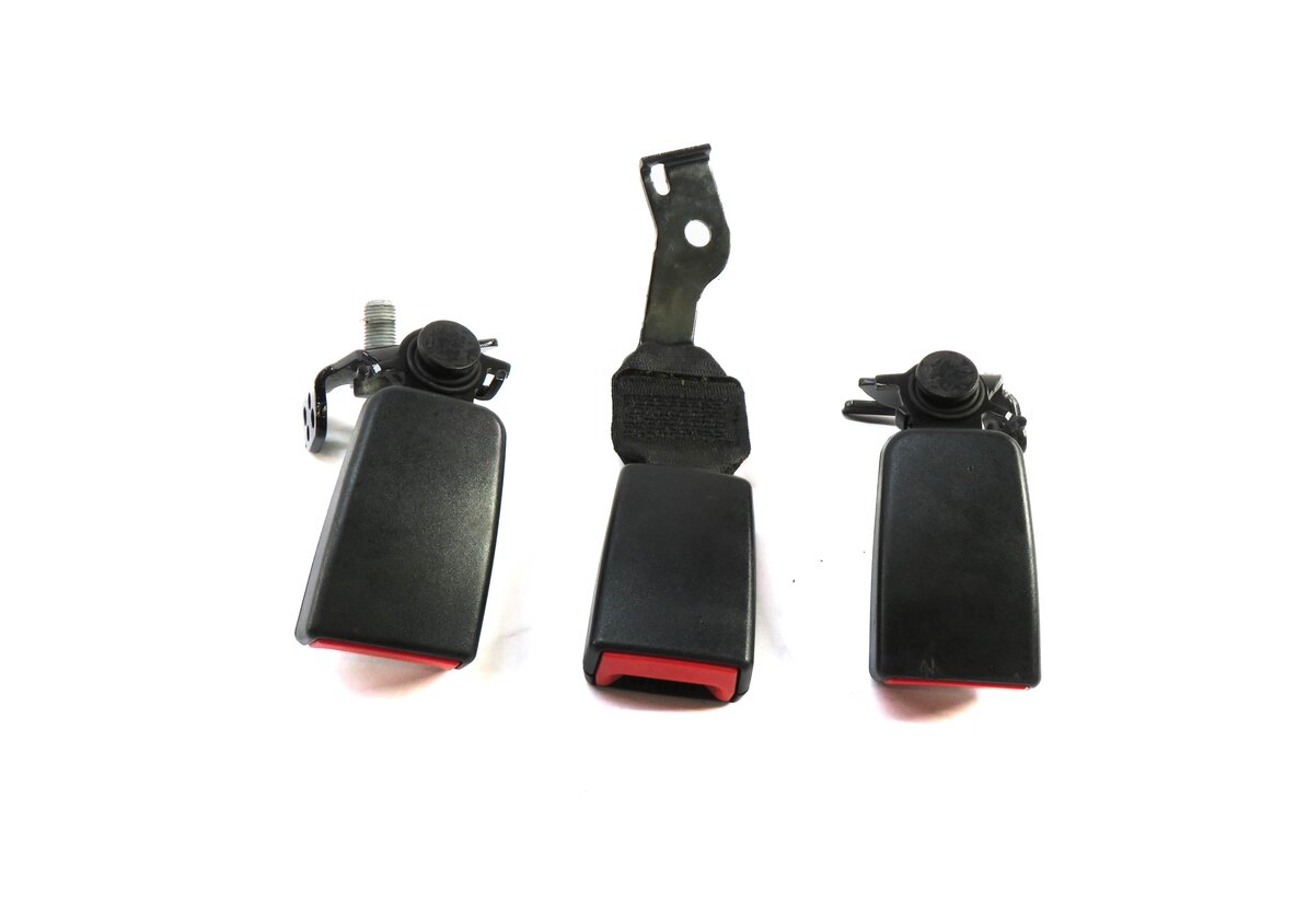 Thumbnail 2: 2012 MERCEDES E350 (W212) REAR SEAT SEATBELT BUCKLE RECEIVER SET-3 (BLACK)