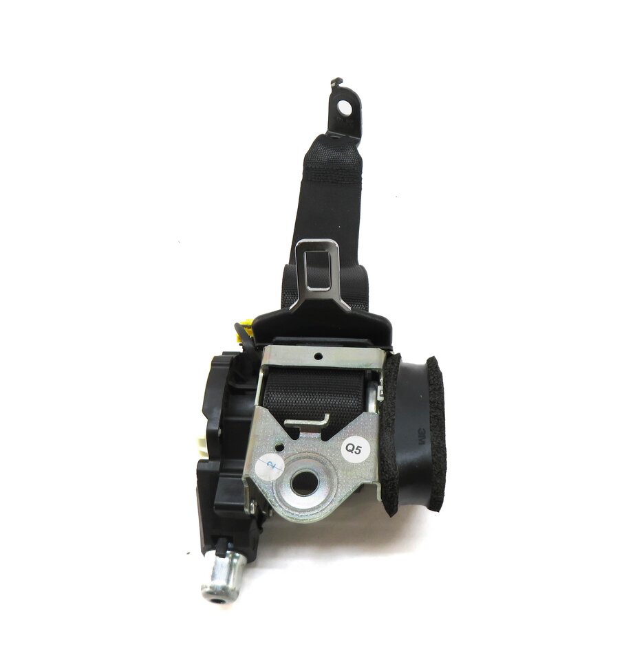Thumbnail 3: 2012 MERCEDES E350 (W212) LEFT REAR SEAT SEATBELT RETRACTOR (BLACK)
