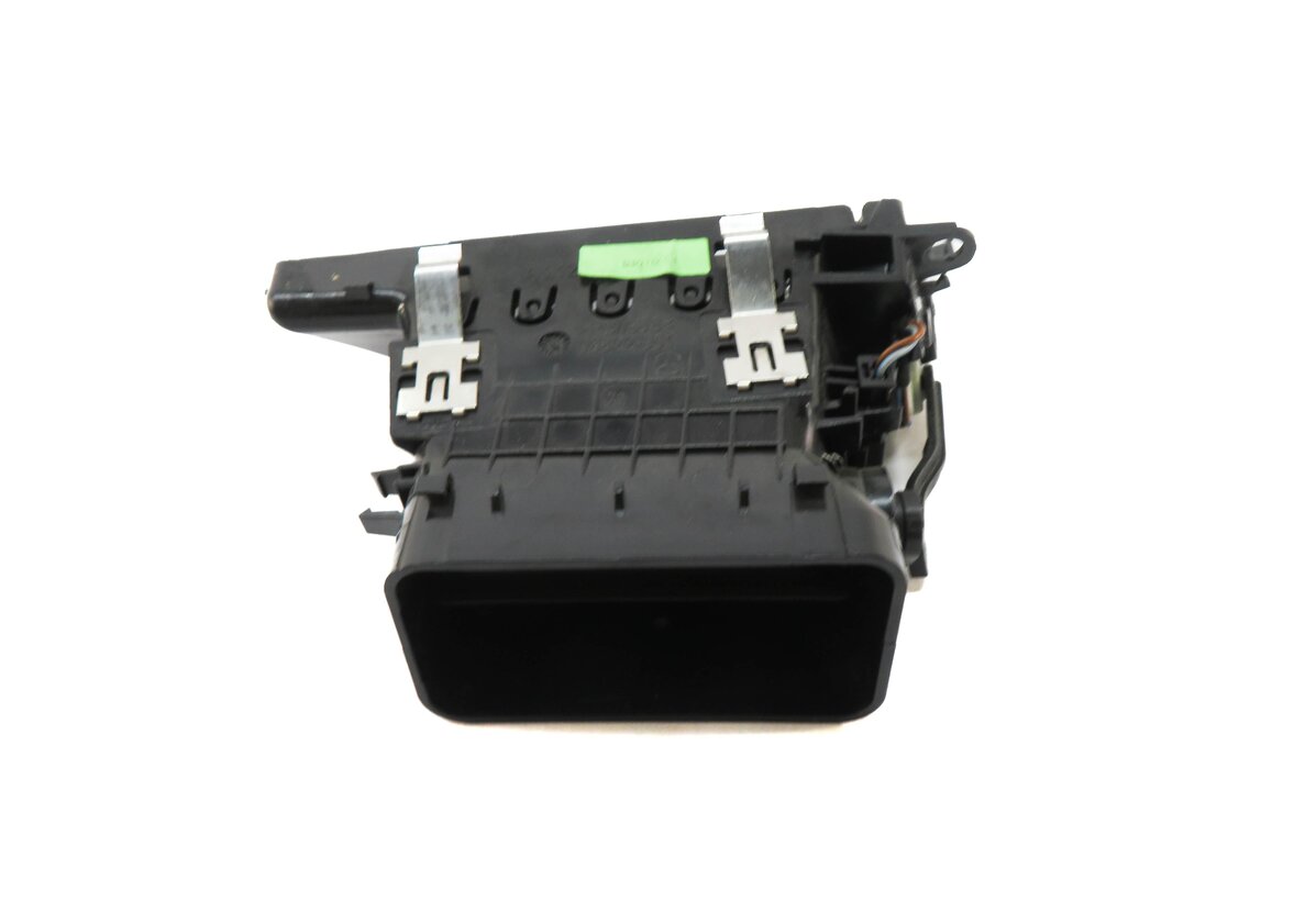 Thumbnail 3: 2012 MERCEDES E350 (W212) RIGHT FRONT PASSENGER DASH HEATER A/C AIR VENT