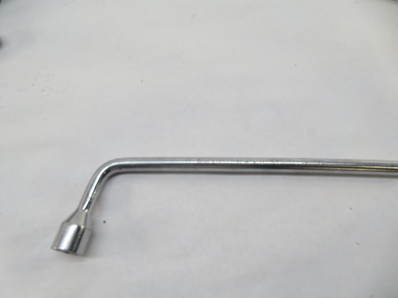 Thumbnail 4: 10-20 MERCEDES C250 C350 E350 E550 CLK320 CLK500 CLS550 SLK250 SLK350 JACK TOOL