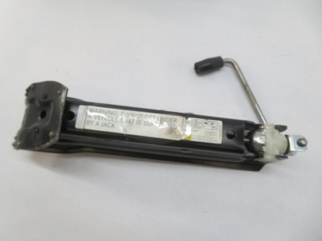 Thumbnail 6: 10-20 MERCEDES C250 C350 E350 E550 CLK320 CLK500 CLS550 SLK250 SLK350 JACK TOOL