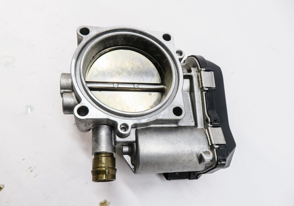 Thumbnail 4: 11-18 BMW 335i 535i 740i X1 X3 X4 X5 X6 - 3.0L N55 TURBO ENGINE THROTTLE BODY