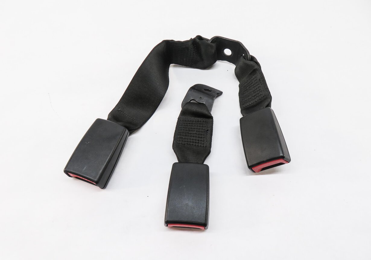 Thumbnail 2: 2011 BMW 335i (E90) REAR SEAT SEATBELT BUCKLE RECEIVER SET-3 (BLACK)