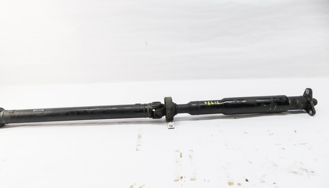 Thumbnail 2: 2008-2013 BMW 335i (E90 E91 E92 E93) 3.0L RWD A/T REAR DRIVE LINE SHAFT (1472mm)