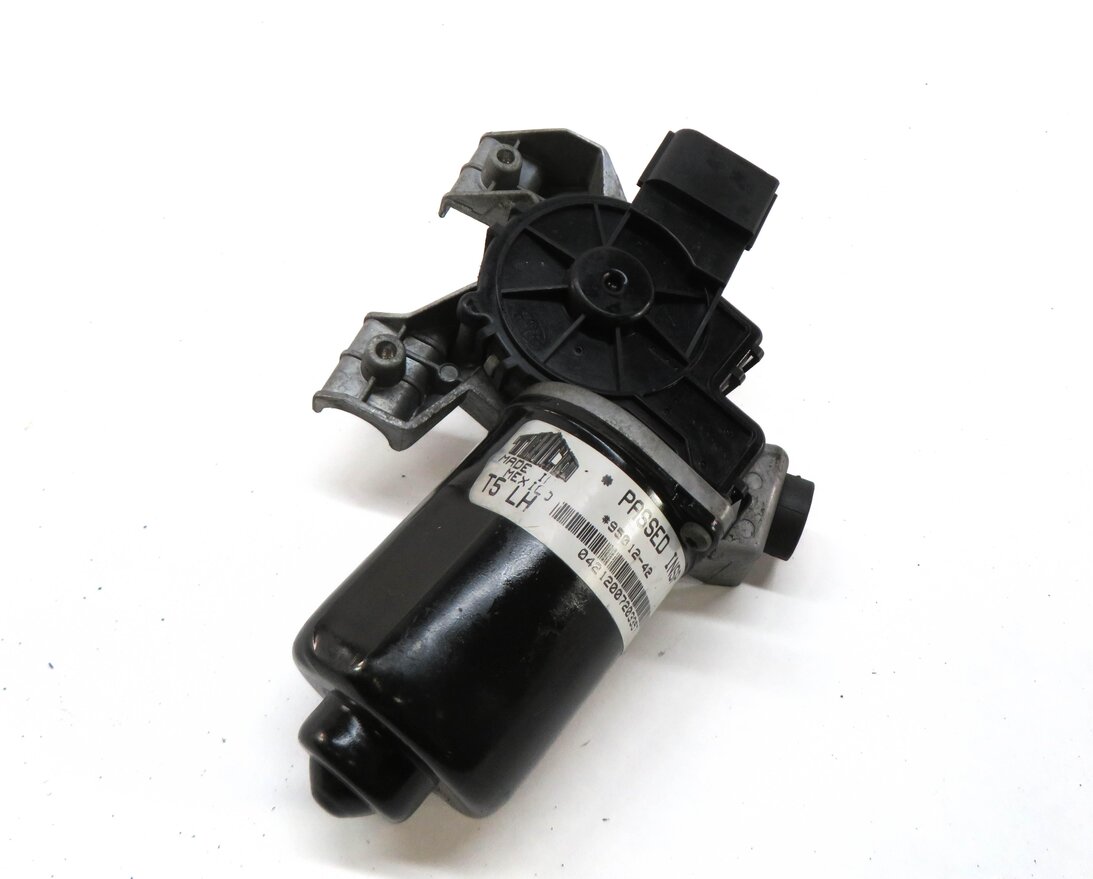 05-16 LAND ROVER LR3 LR4 - RANGE ROVER SPORT (L320) FRONT WINDSHIELD WIPER MOTOR