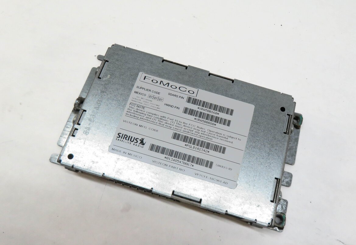 2007-2012 LR3 RANGE ROVER SPORT (L320) SIRIUS SATELLITE RADIO RECEIVER MODULE