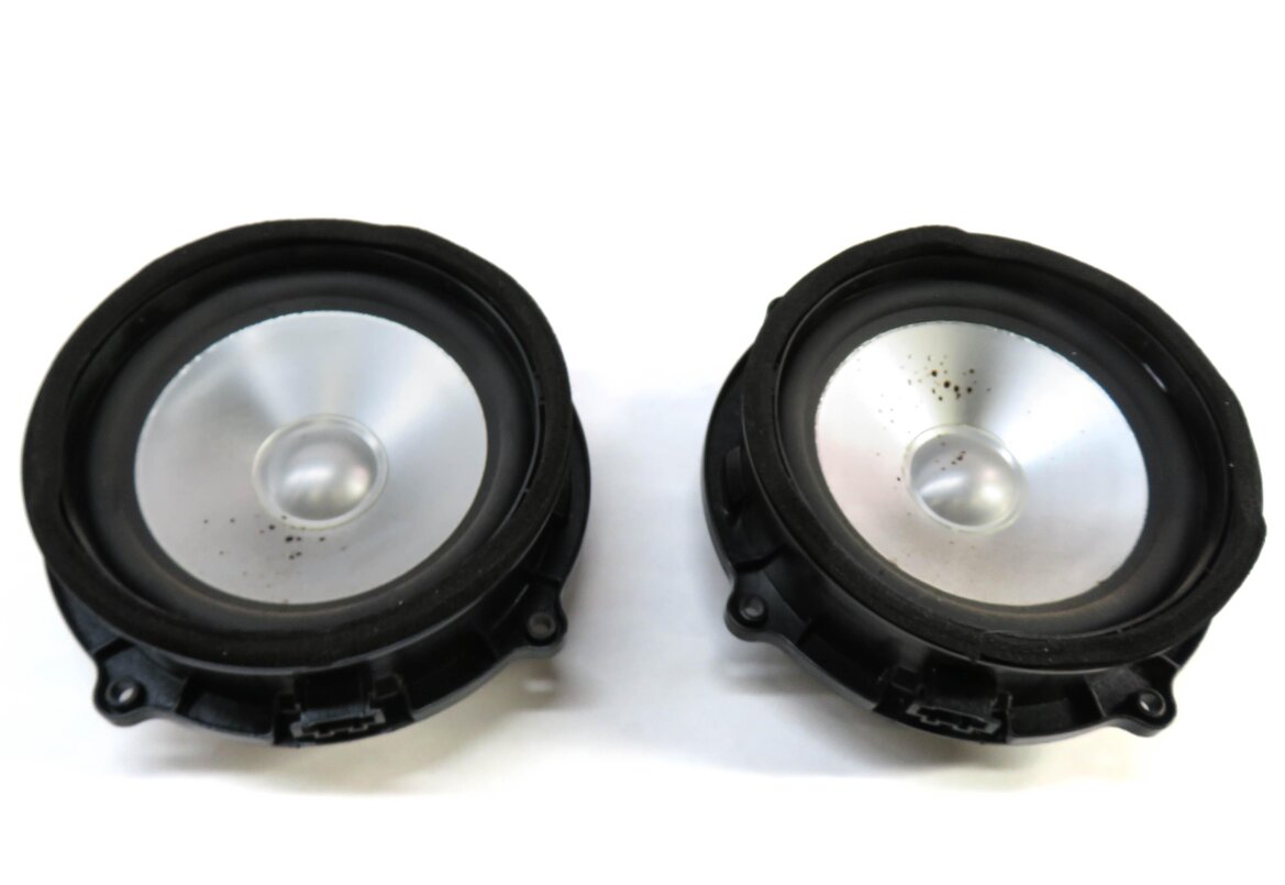 Thumbnail 3: 2008 LAND ROVER LR3 RADIO STEREO LOGIC-7 AUDIO SUB SUBWOOFER TWEETER SPEAKER SET