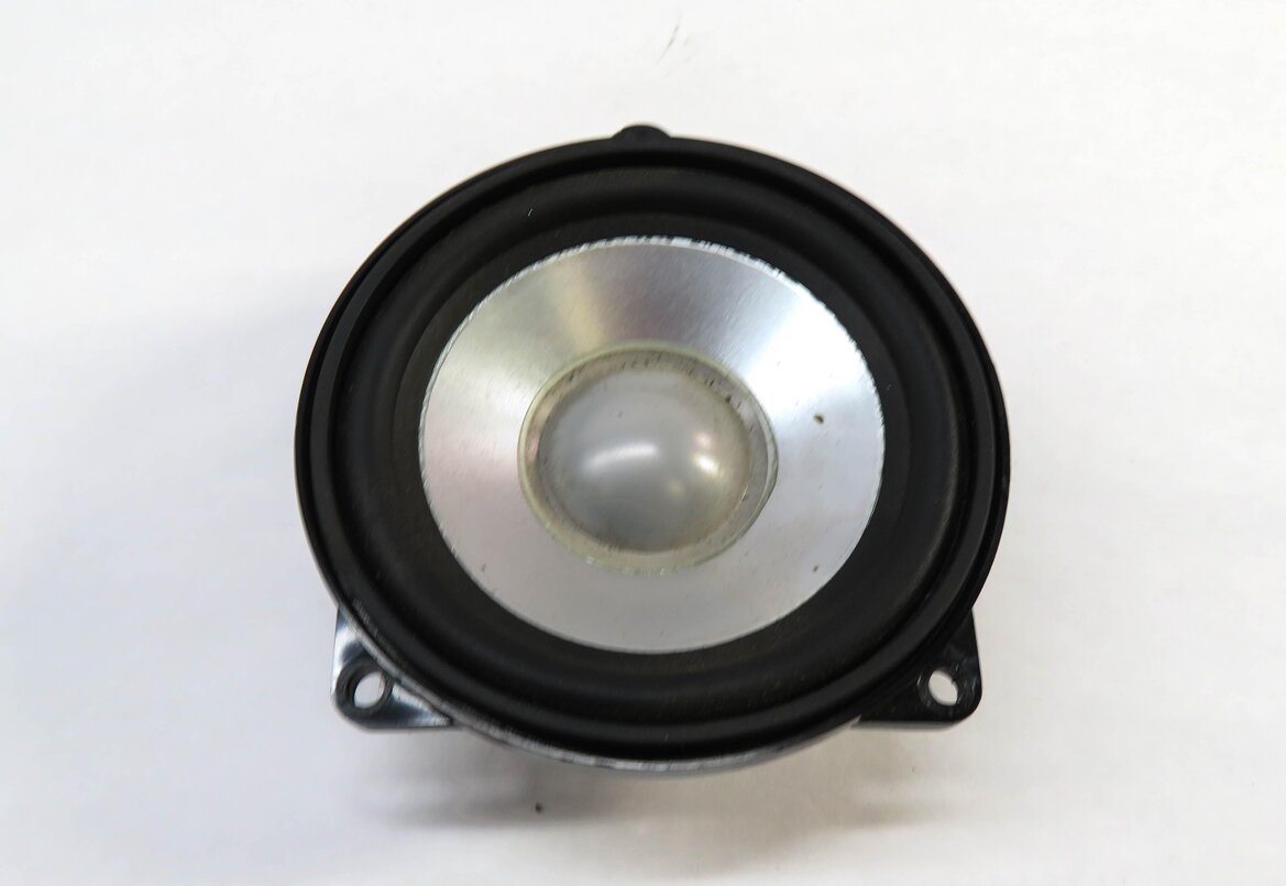 Thumbnail 4: 2008 LAND ROVER LR3 RADIO STEREO LOGIC-7 AUDIO SUB SUBWOOFER TWEETER SPEAKER SET