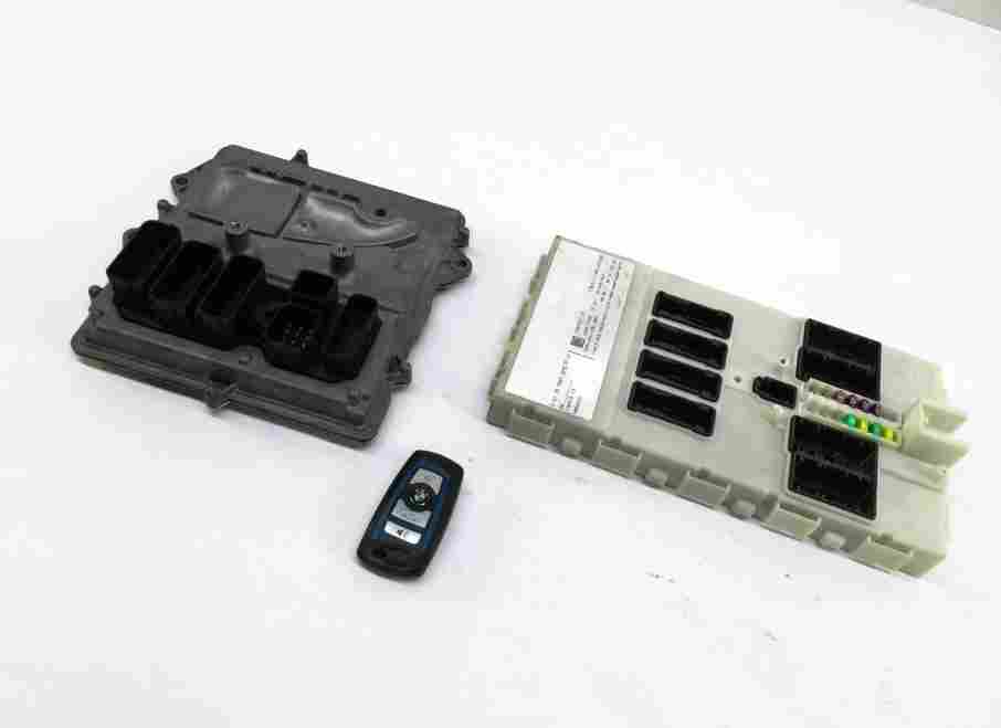 Thumbnail 3: 2016 BMW M235i (F22) 3.0L TURBO N55 ENGINE ECM BODY CONTROL MODULE + KEY FOB SET