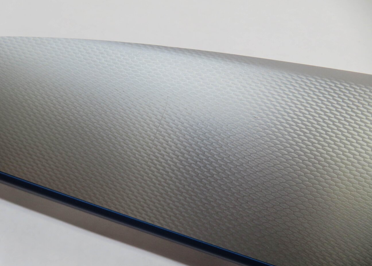 Thumbnail 2: 2016 BMW M235i (F22) FRONT LEFT REAR RIGHT HEXAGON ALUMINUM w/ BLUE TRIM SET