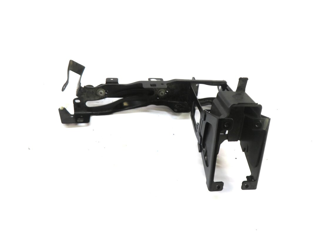 Thumbnail 2: 2016 BMW M235i (F22) 3.0L TURBO N55 FRONT LEFT DRIVER HEADLIGHT MOUNT BRACKET