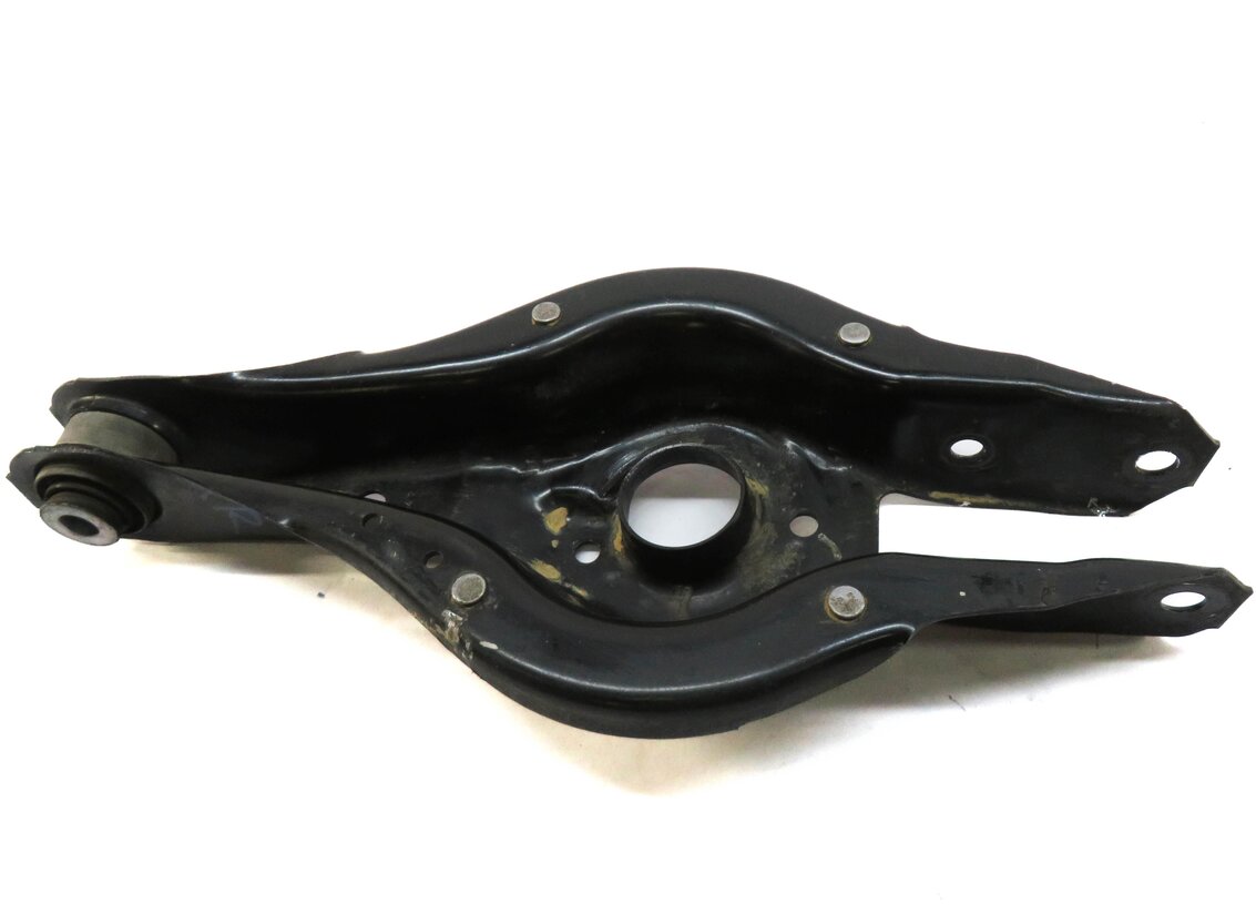 Thumbnail 3: 12-20 BMW 228i 230i 320i 328i 330i 335i 340i 428i RIGHT REAR CONTROL ARM SET-5