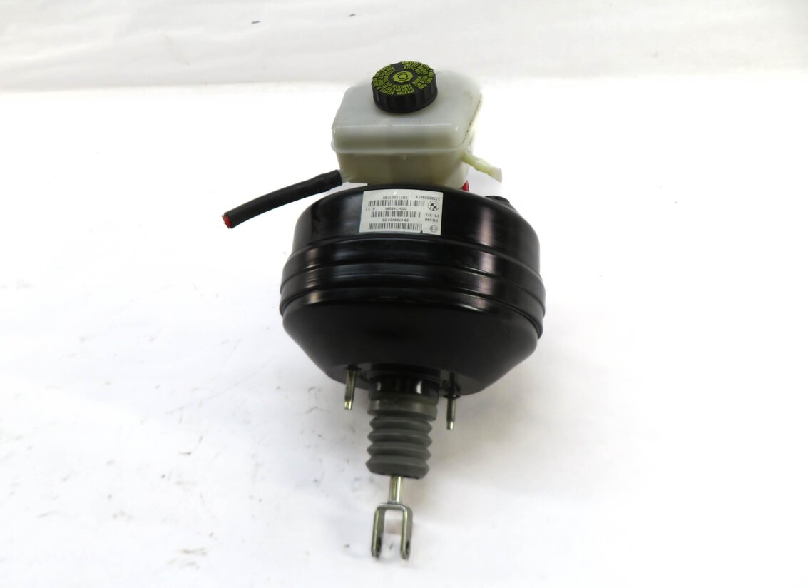 Thumbnail 2: 13-20 BMW 2 3 4 SERIES (F22 F30 F32 F34) POWER BRAKE BOOSTER w/ MASTER CYLINDER