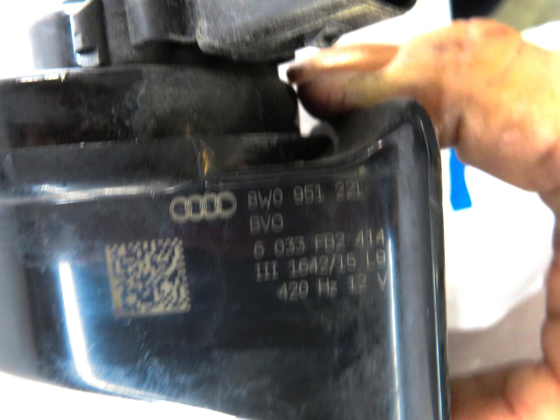 Thumbnail 4: 2017-2021 AUDI A4 A5 S4 S5 ALLROAD (B9 8W 8W6) HIGH & LOW TONE HORN SET-2