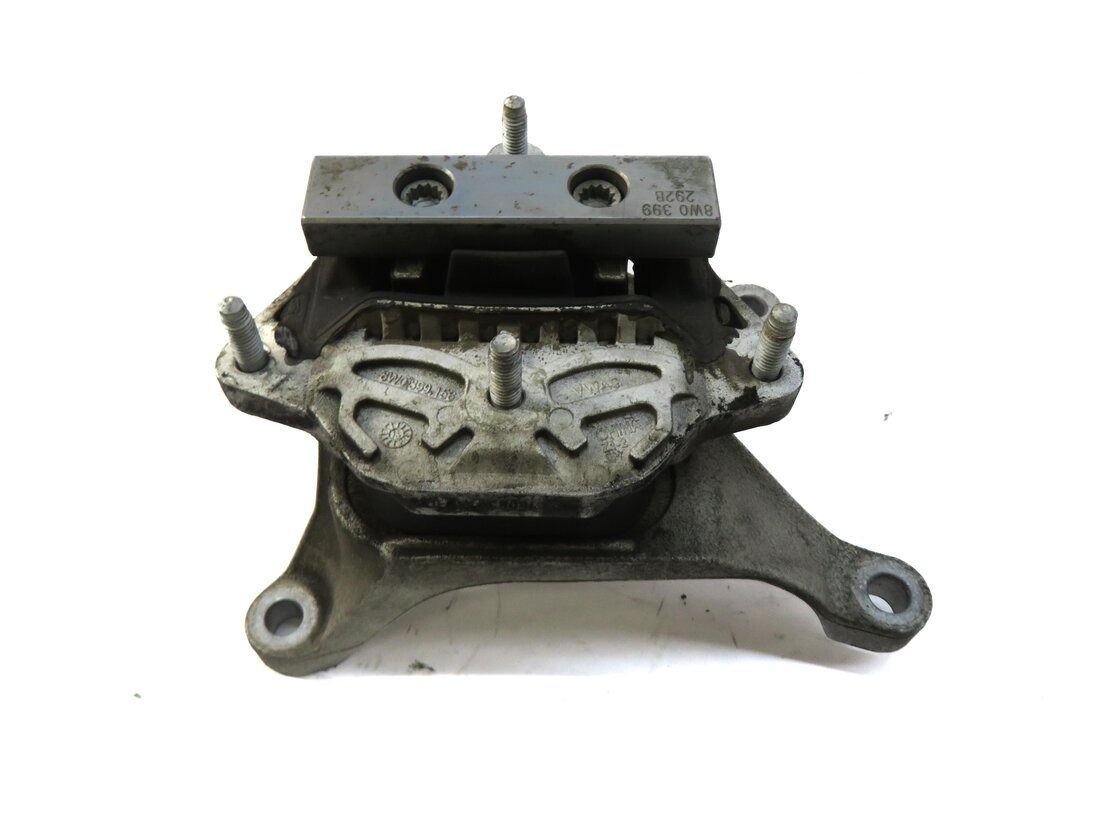 Thumbnail 2: 2017 AUDI A4 (B9 8W) 2.0L TURBO ENGINE TRANSMISSION MOUNT BRACKET