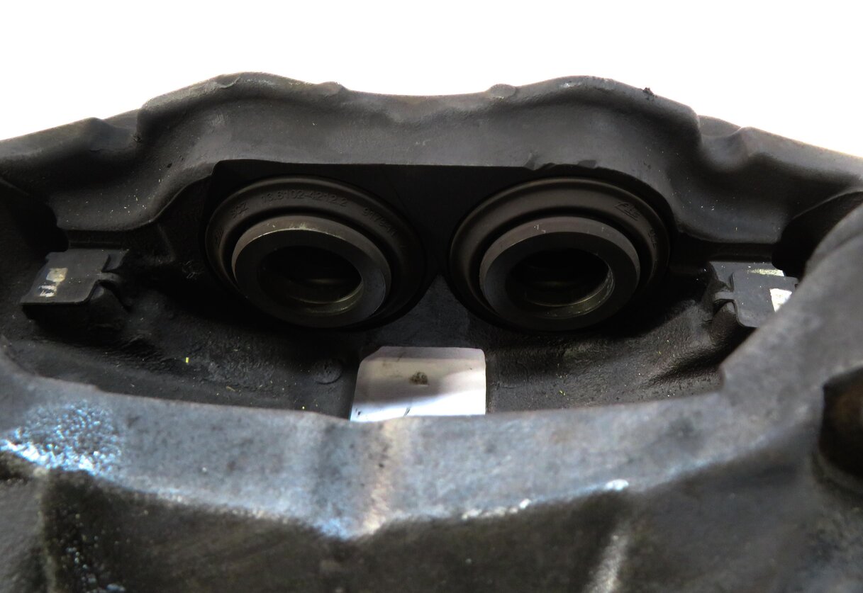 Thumbnail 7: 2017-2019 AUDI A4 A5 (B9 8W 8W6) FRONT LEFT & RIGHT BRAKE CALIPER SET-2