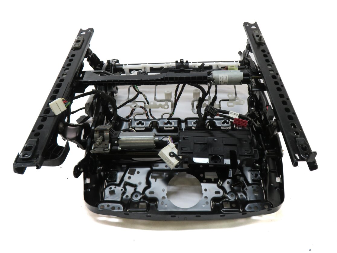 Thumbnail 5: 17-19 AUDI A4 (B9 8W) LEFT FRONT DRIVER MEMORY SEAT TRACK w/ MOTORS (NON SPORT)