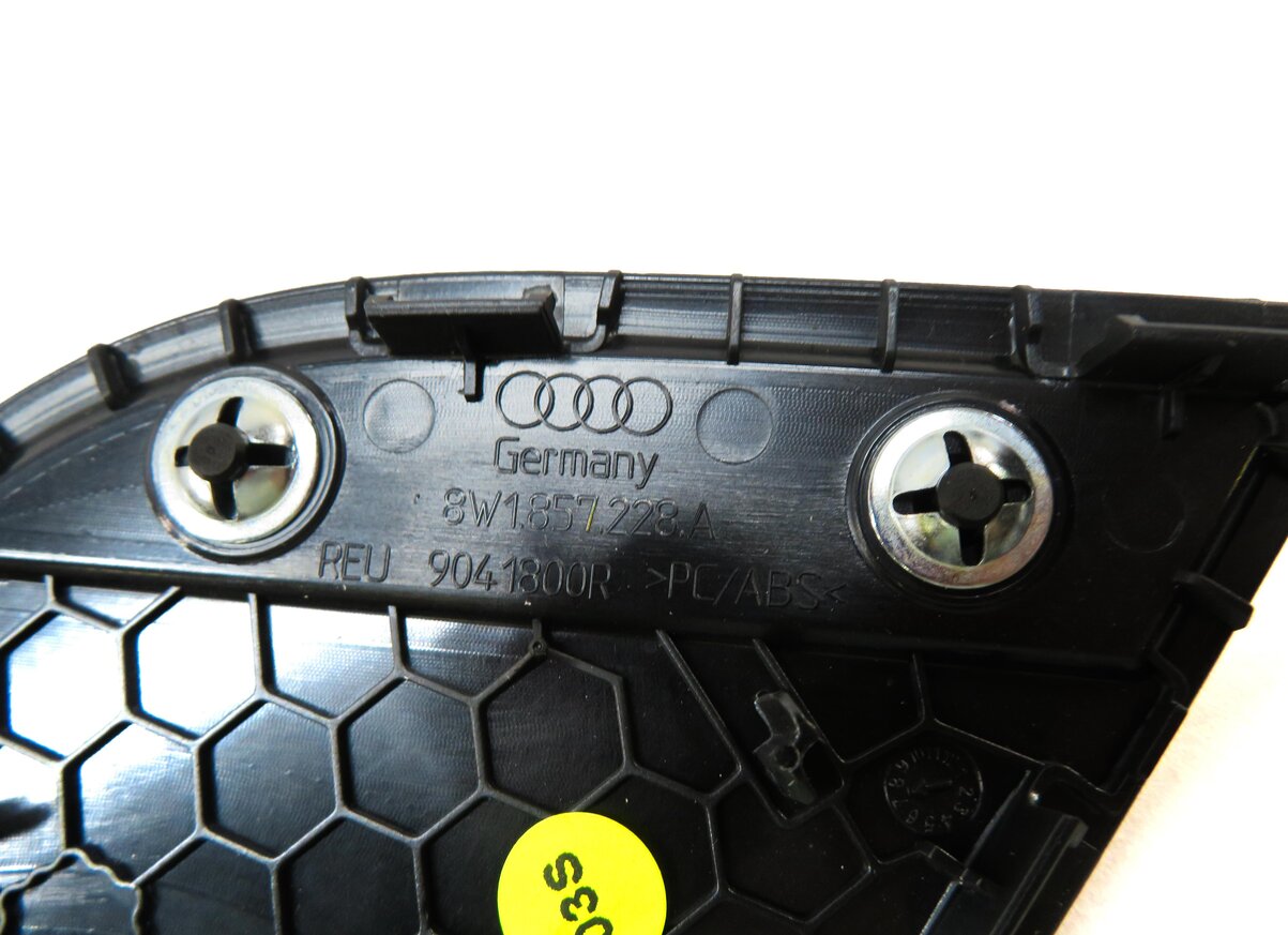 Thumbnail 7: 2017 AUDI A4 (B9 8W) SEDAN - BANG & OLUFSEN SPEAKER GRILLE TRIM SET