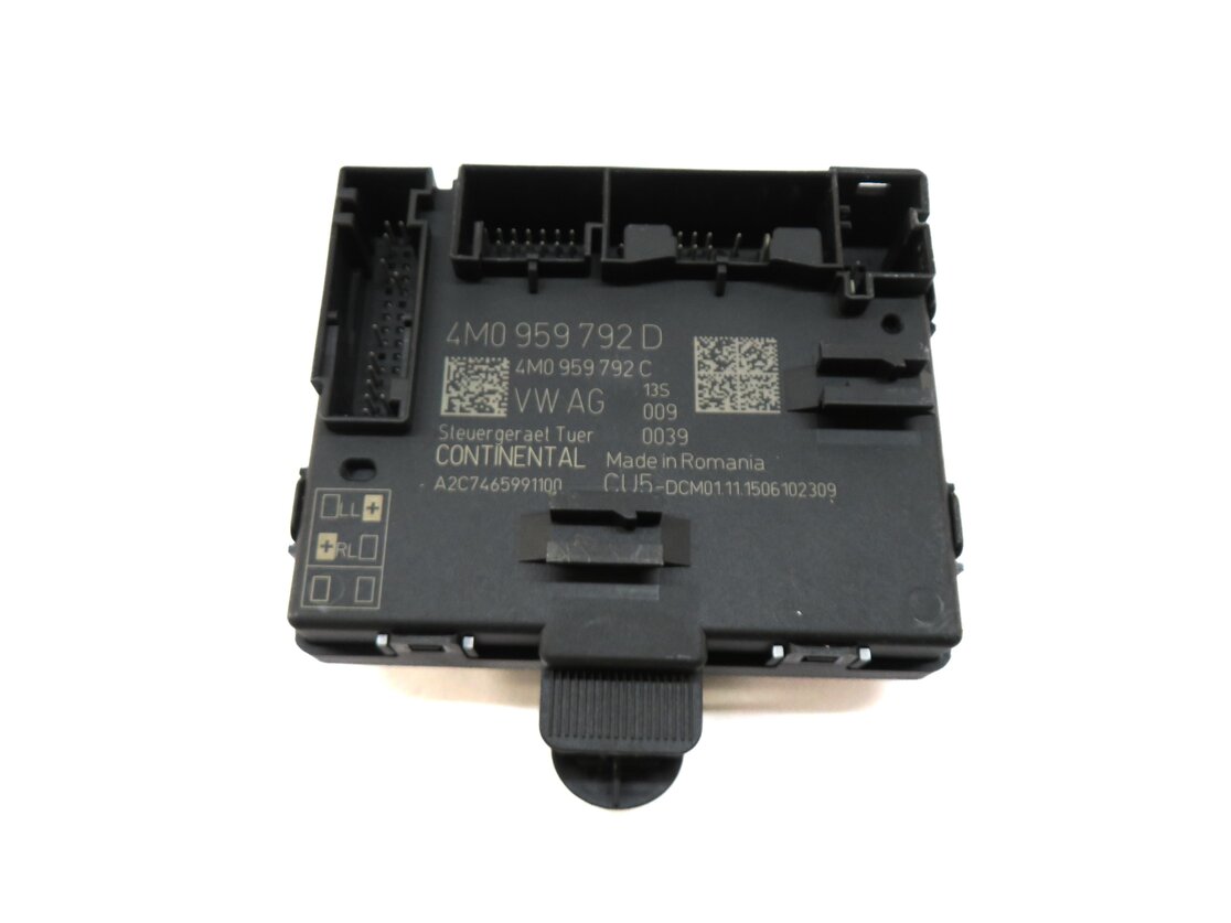 Thumbnail 2: 2017 AUDI A4 (B9 8W) RIGHT FRONT PASSENGER DOOR CONTROL MODULE