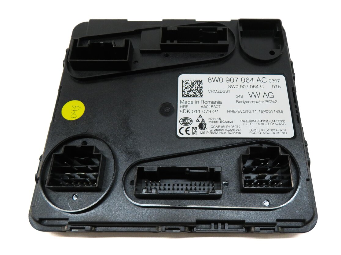 Thumbnail 2: 2017 AUDI A4 (B9 8W) REAR BODY CONTROL MODULE BCM