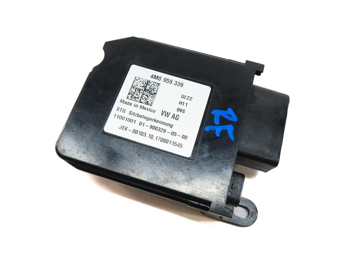 2017 AUDI A4 (B9 8W) RIGHT FRONT PASSENGER SEAT OCCUPANCY WEIGHT SENSOR MODULE