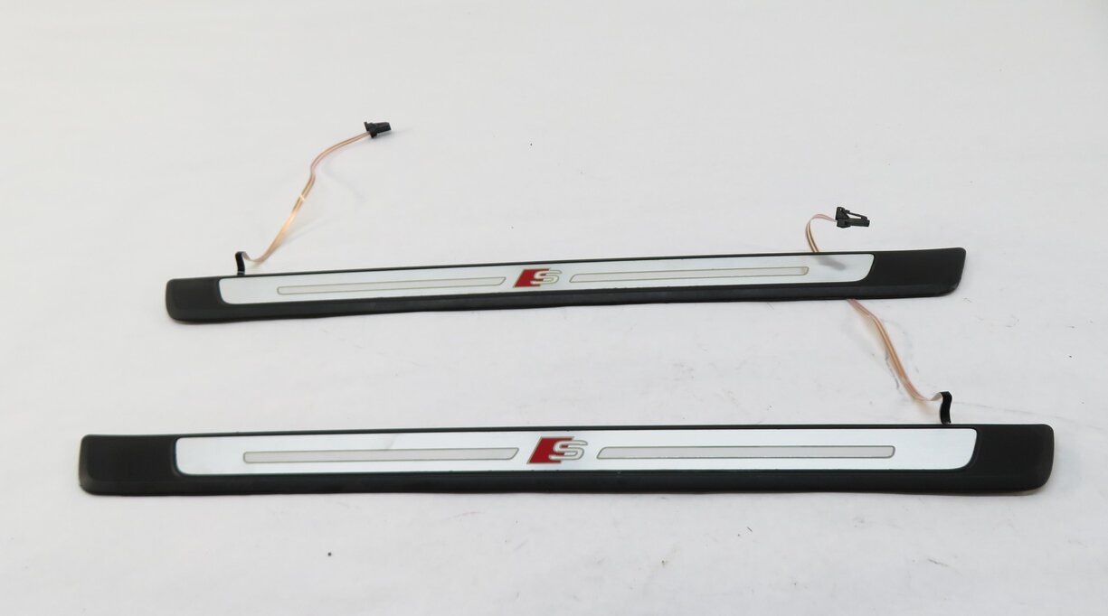 Thumbnail 4: 2017 AUDI A4 (B9 8W) FRONT LEFT & RIGHT DOOR SILL SCUFF PANEL TRIM SET