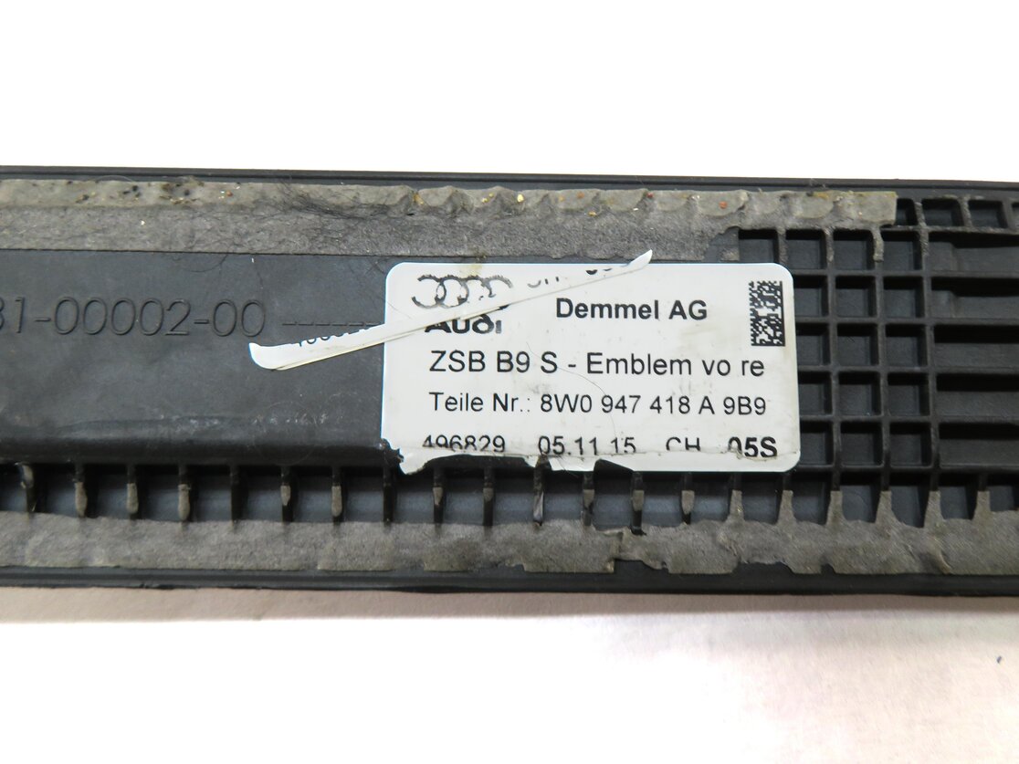 Thumbnail 6: 2017 AUDI A4 (B9 8W) FRONT LEFT & RIGHT DOOR SILL SCUFF PANEL TRIM SET