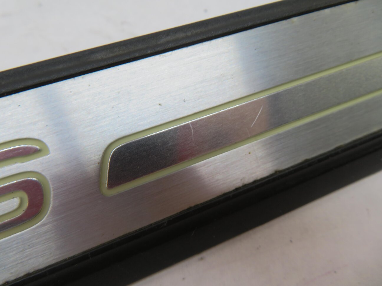 Thumbnail 9: 2017 AUDI A4 (B9 8W) FRONT LEFT & RIGHT DOOR SILL SCUFF PANEL TRIM SET