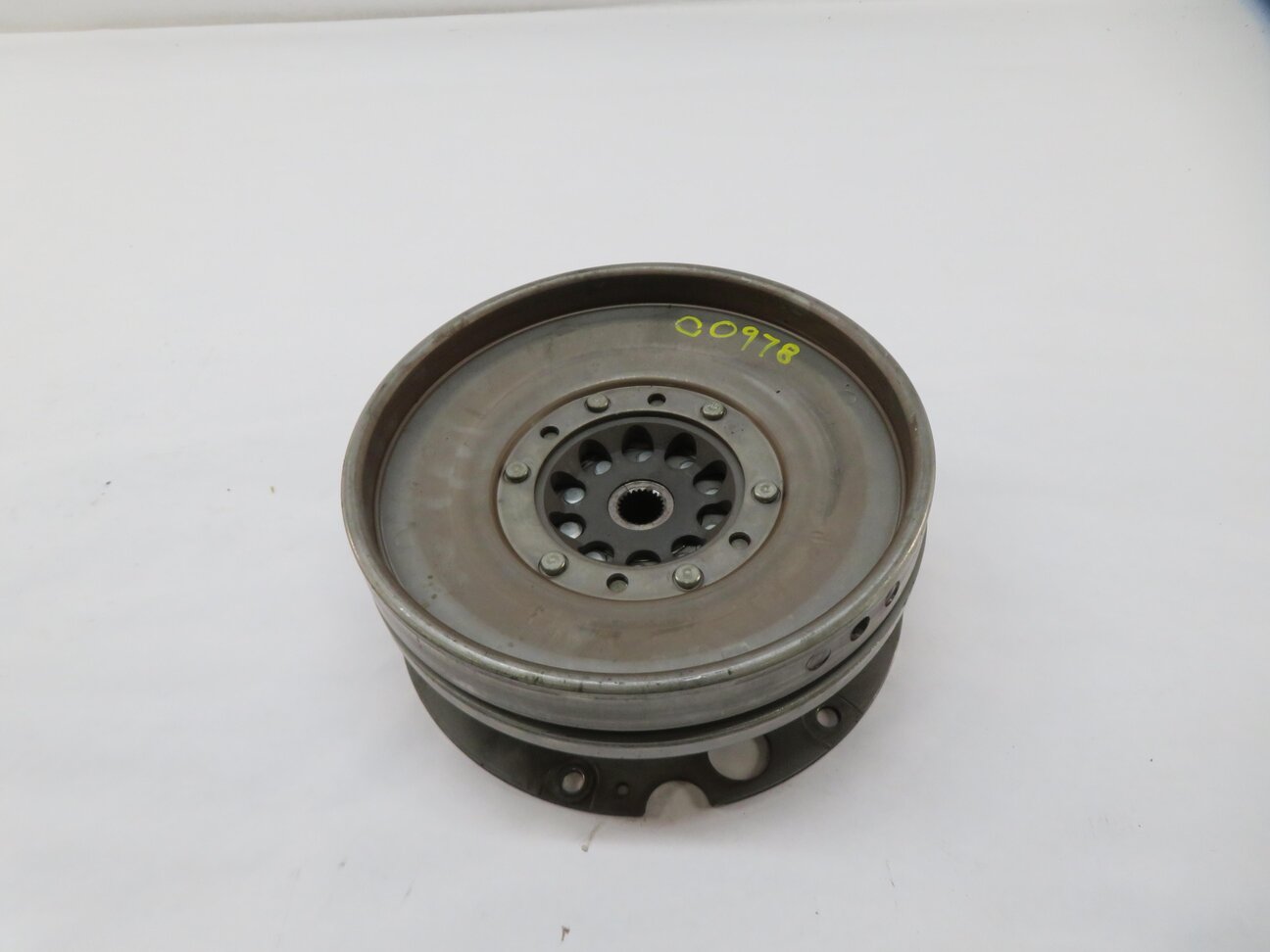 Thumbnail 2: 17-19 AUDI A4 A5 (B9 8W 8WS) 2.0L AWD - DUAL MASS FLYWHEEL TORQUE CONVERTER