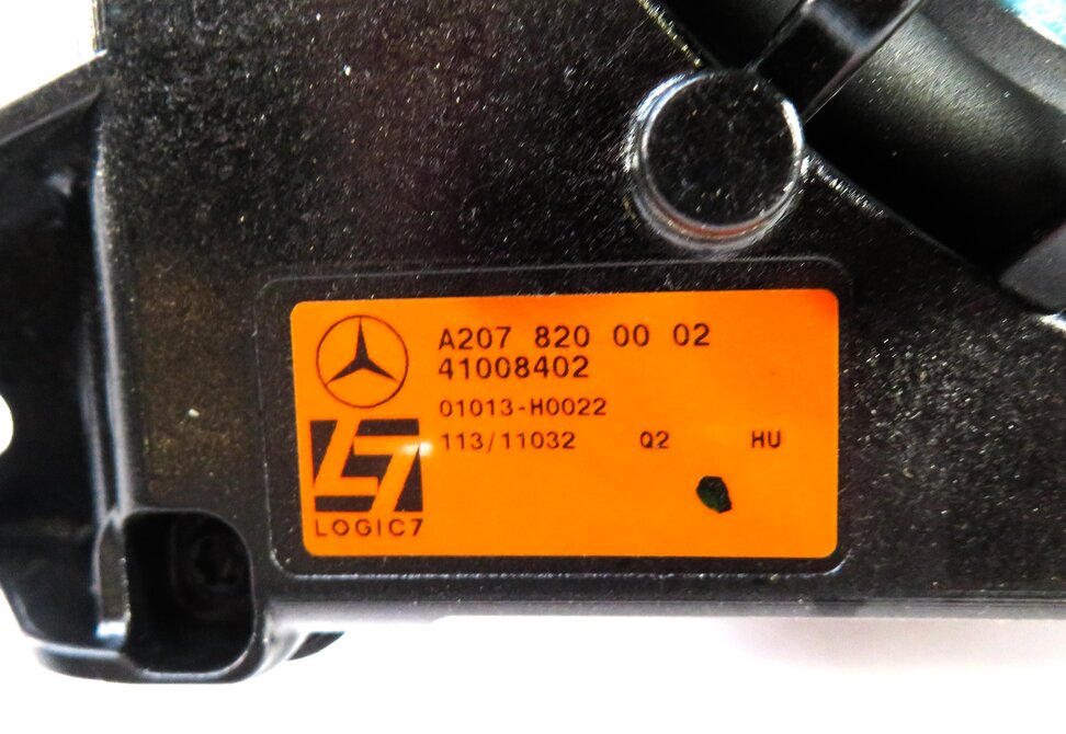 Thumbnail 12: 2013 MERCEDES E350 (A207) CONVERTIBLE HARMAN KARDON LOGIC 7 SPEAKER SET