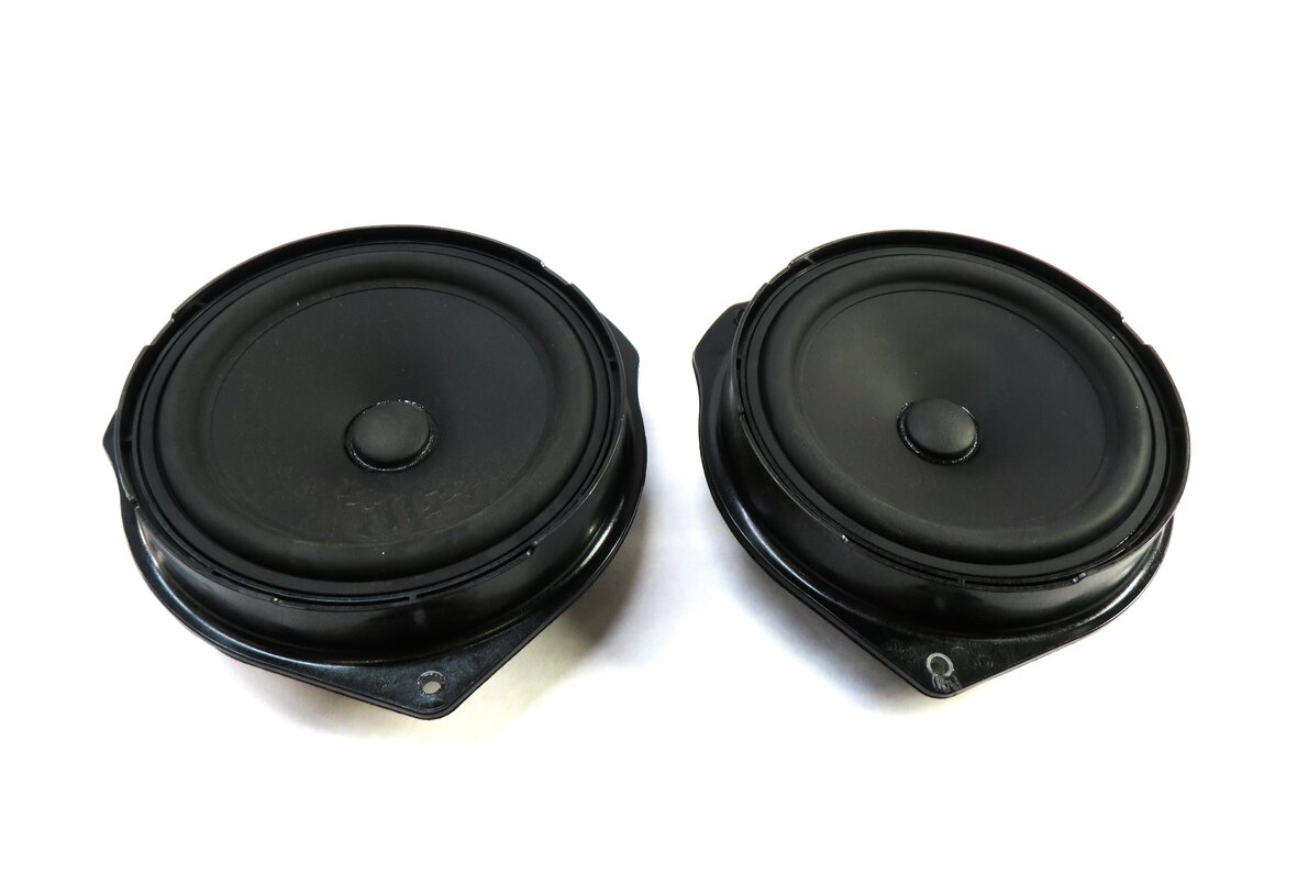 Thumbnail 4: 2013 MERCEDES E350 (A207) CONVERTIBLE HARMAN KARDON LOGIC 7 SPEAKER SET