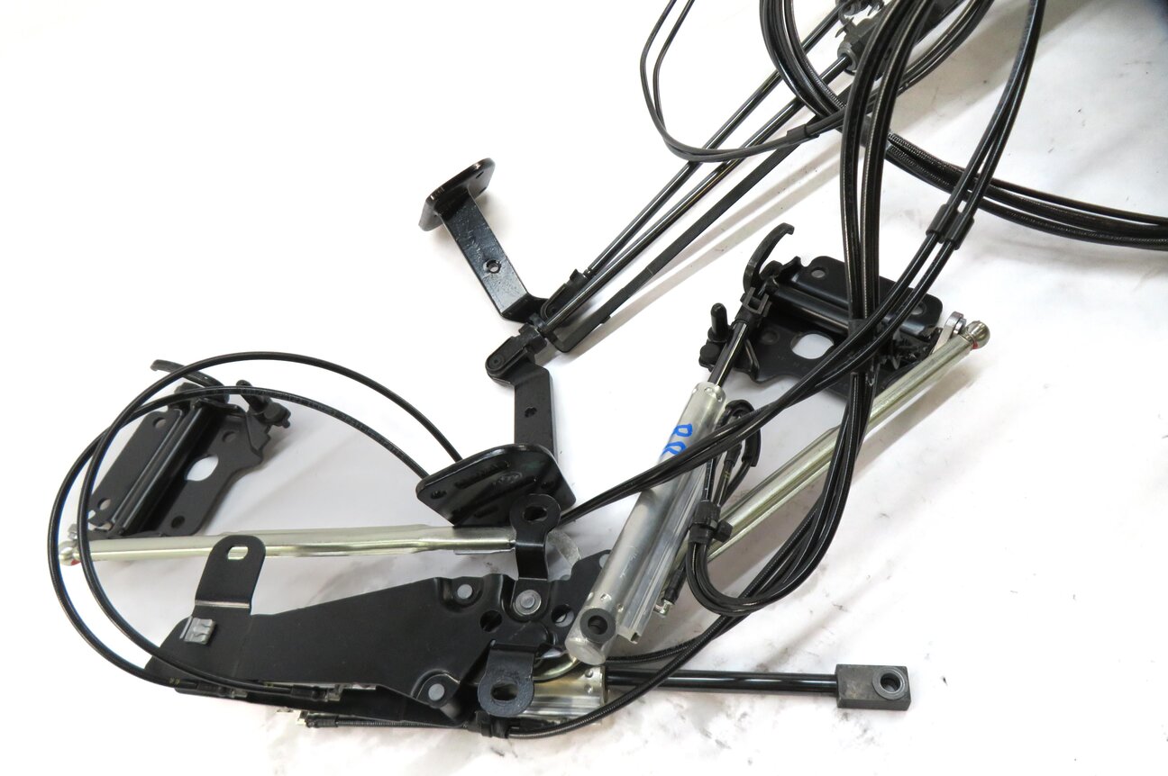 Thumbnail 4: 2011-2017 MERCEDES E350 E400 E550 (A207) CONVERTIBLE TOP PUMP w/ RAM & LINES