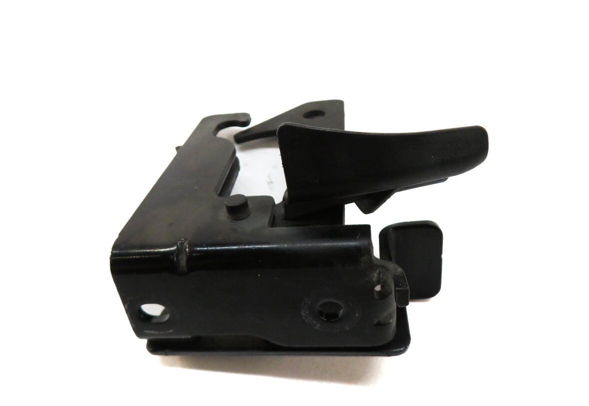Thumbnail 8: 2013 MERCEDES E350 (A207) CONVERTIBLE HOOD SAFETY LATCH SET