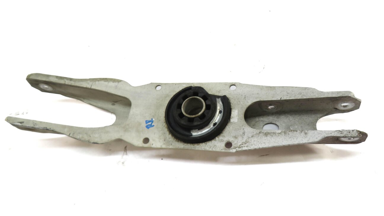 Thumbnail 12: 2017 MERCEDES BENZ GLA250 (X156) RIGHT PASSENGER REAR CONTROL ARM SET
