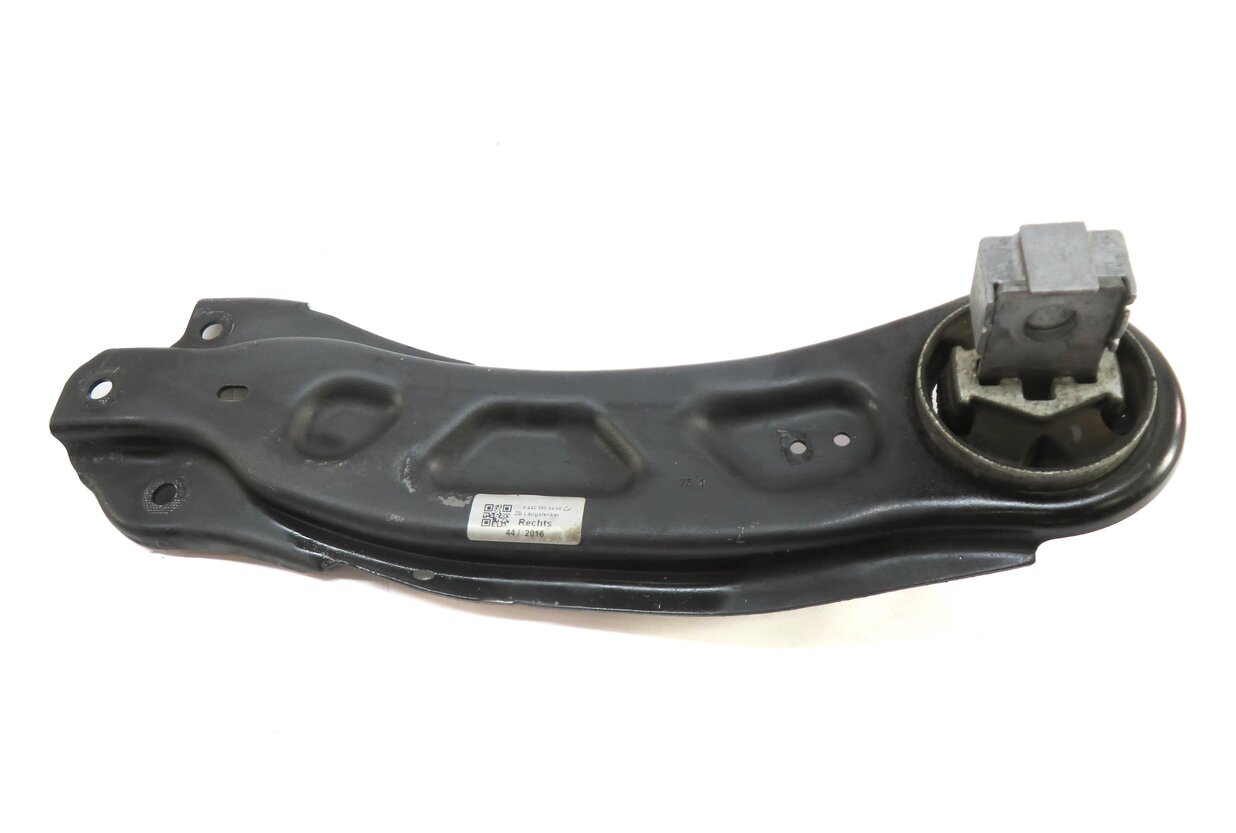 Thumbnail 8: 2017 MERCEDES BENZ GLA250 (X156) RIGHT PASSENGER REAR CONTROL ARM SET