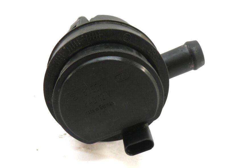 Thumbnail 3: 2017 MERCEDES GLA250 (X156) 2.0L M270 ENGINE AUX AUXILIARY WATER PUMP