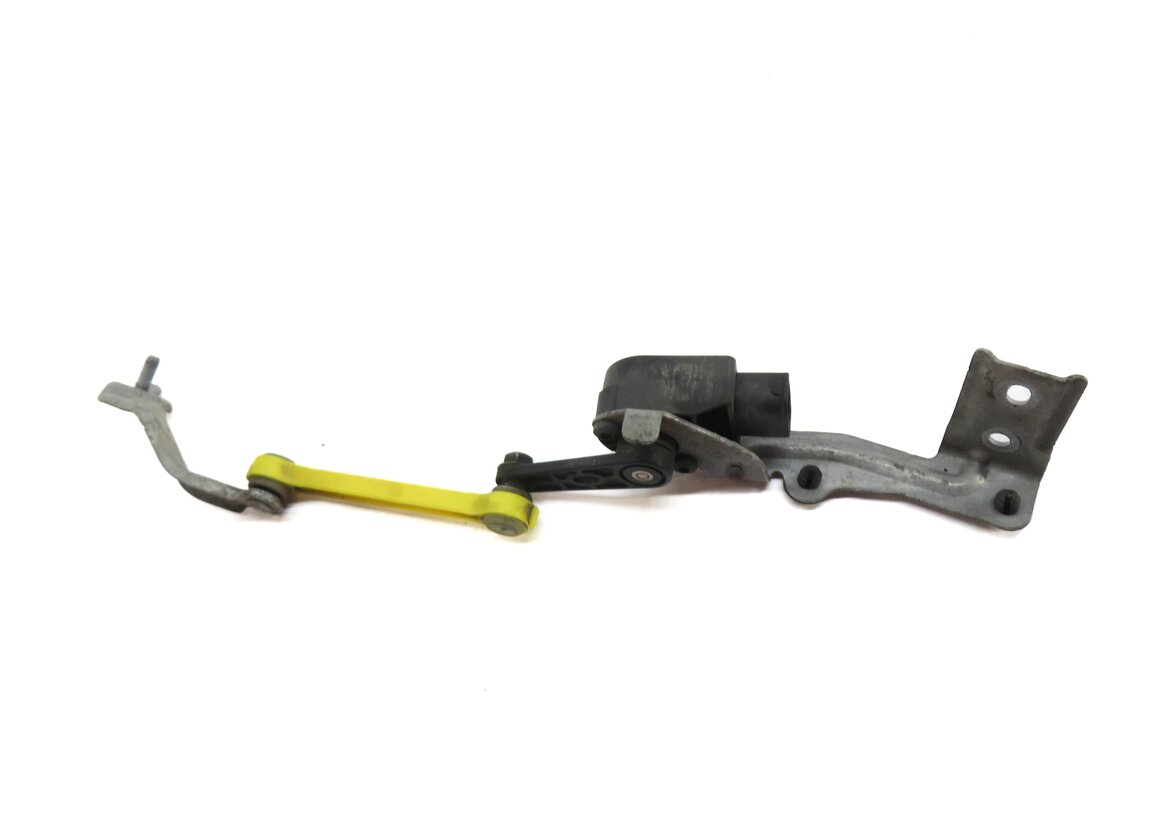 Thumbnail 3: 2017 MERCEDES GLA250 (X156) RIGHT PASSENGER REAR SUSPENSION HEIGHT LEVEL SENSOR